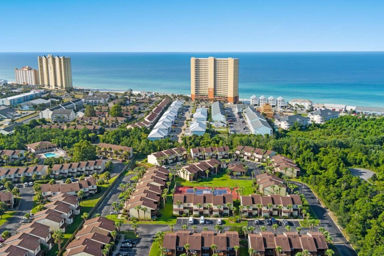 Experience Starlit Nights From Beach Happy'S Balcony Overlooking The Community Pool At Beachwalk Villa Panama City Beach Dış mekan fotoğraf