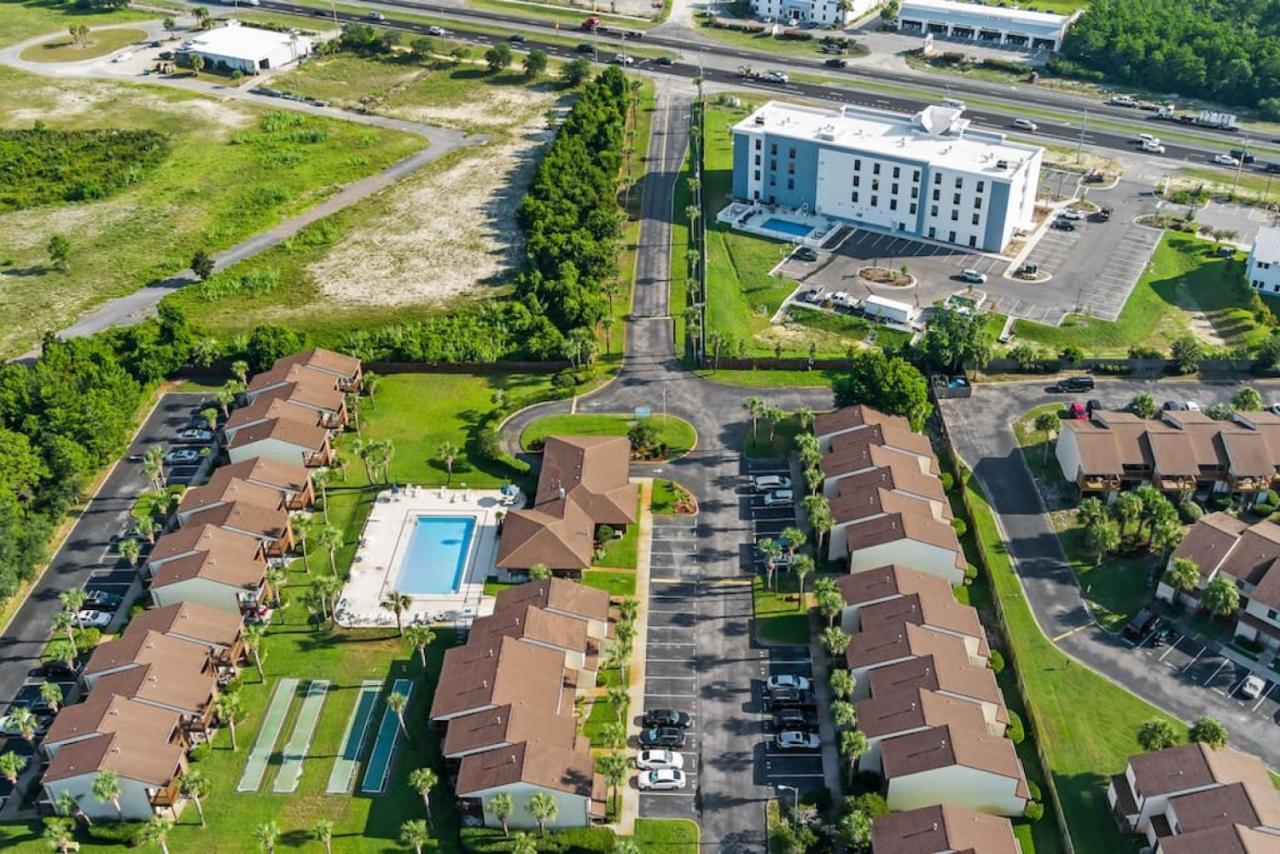 Experience Starlit Nights From Beach Happy'S Balcony Overlooking The Community Pool At Beachwalk Villa Panama City Beach Dış mekan fotoğraf