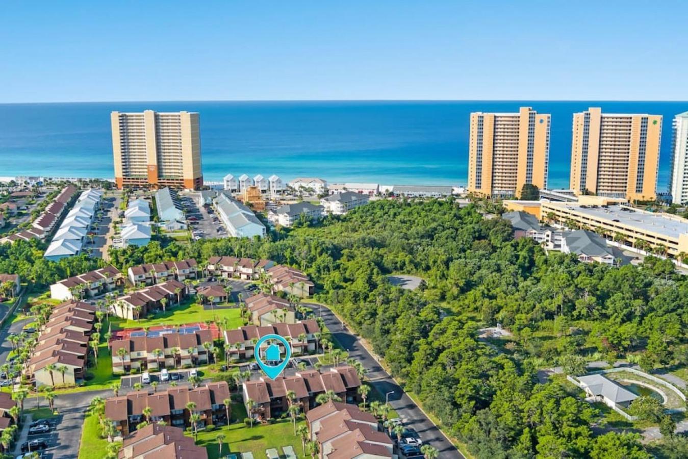 Experience Starlit Nights From Beach Happy'S Balcony Overlooking The Community Pool At Beachwalk Villa Panama City Beach Dış mekan fotoğraf